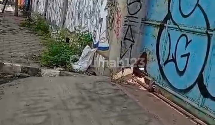 Disewakan/Dijual Lahan Sdh Panel di Jln Husein Sastranegara Kalideres Jakbar