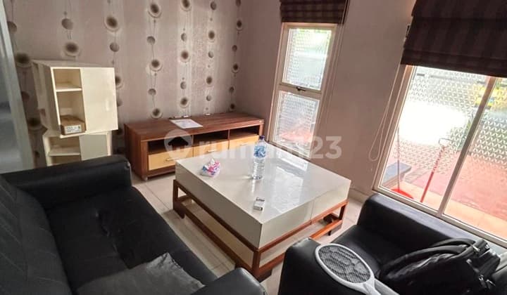Disewakan Rumah Furnish di Golf Lake Jakbar