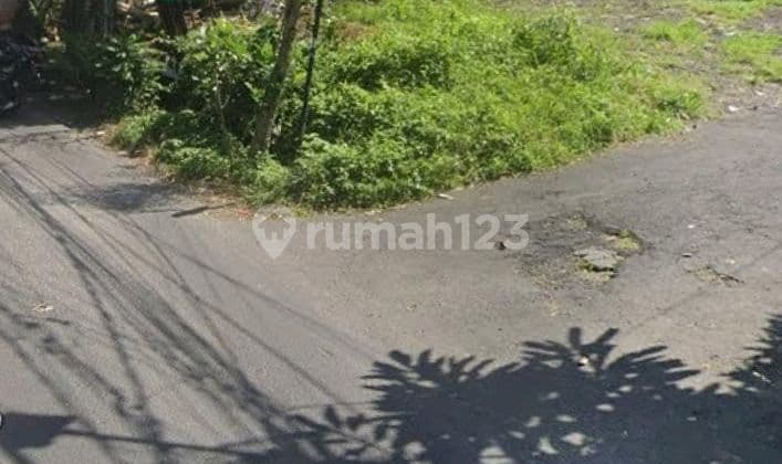 Good Land Suitable for Restaurant and Shop House Business