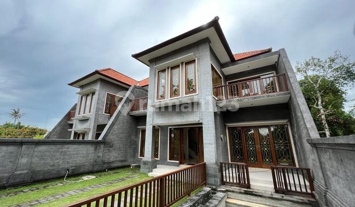 2 unit villa di Jln pering Saba gianyar