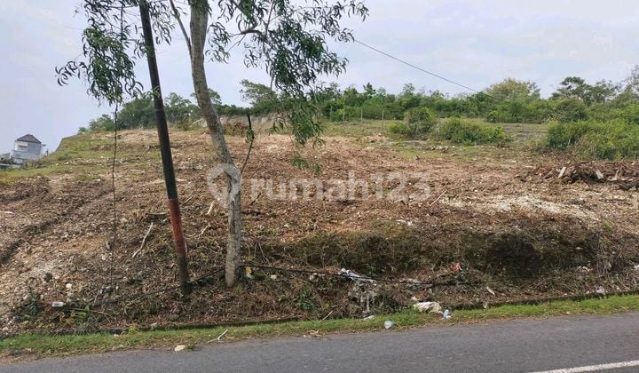 Tanah Bagus di Jl. Tukad Selatan 102, Ungasan, Kuta Selatan, Badung, Bali, Indonesia, 80361, Ungasan