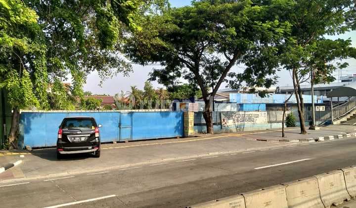 Kavling Parkir Kendaraan Kecil / Alat Berat Yos Sudarso Priok Ruang-Usaha