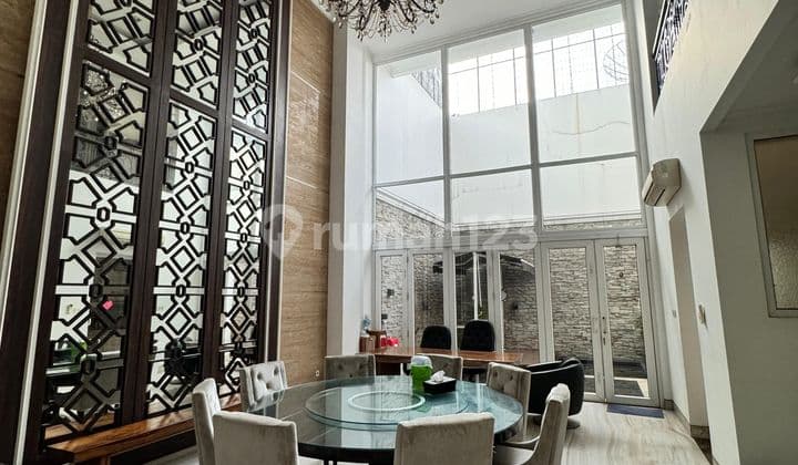 Ready-to-Occupy Beautiful Strategic House in PIK South with SHM