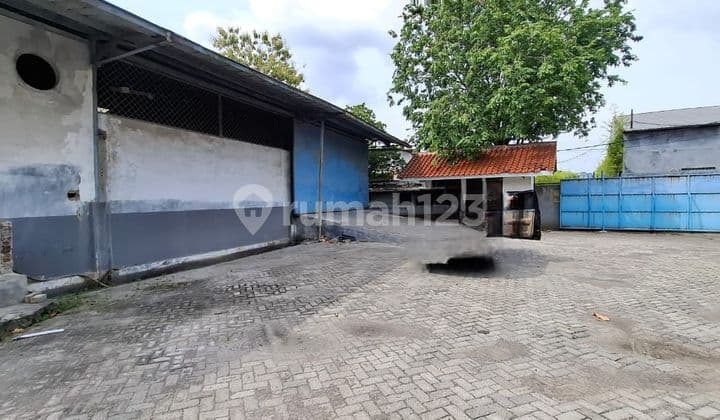 Gudang Siap Pakai Strategis Jarang Ada Karang Tengah