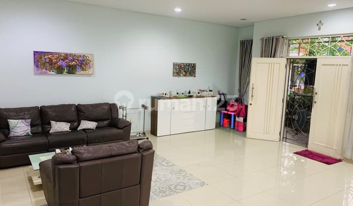 Rumah Siap Huni Lokasi Strategis Dekat Binus School