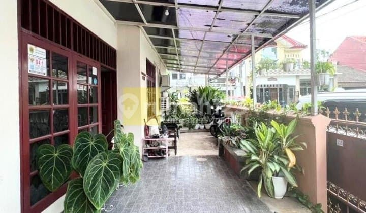 Rumah 2 Lantai di Tangerang Selatan