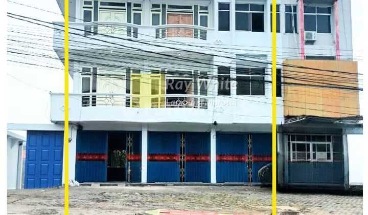 di sewakan ruko 4 lantai murah