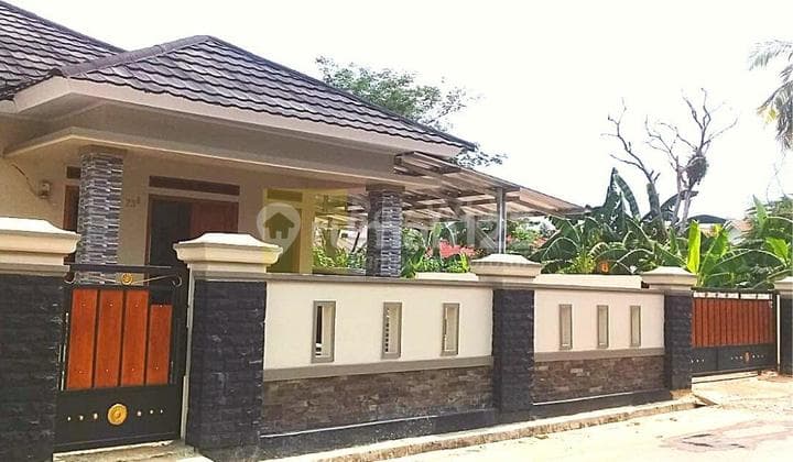 Dijual rumah