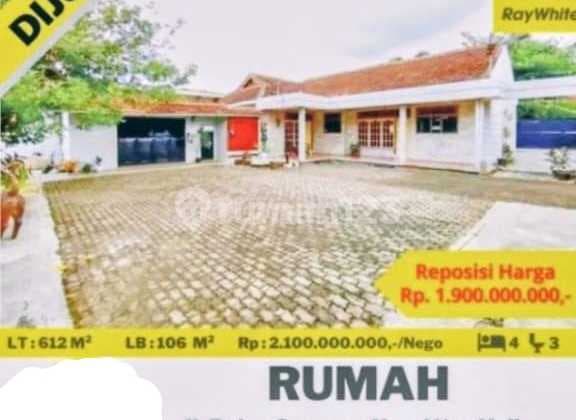 For Sale House Located on Sanama Island, Way Halim District, Bandar Lampung City