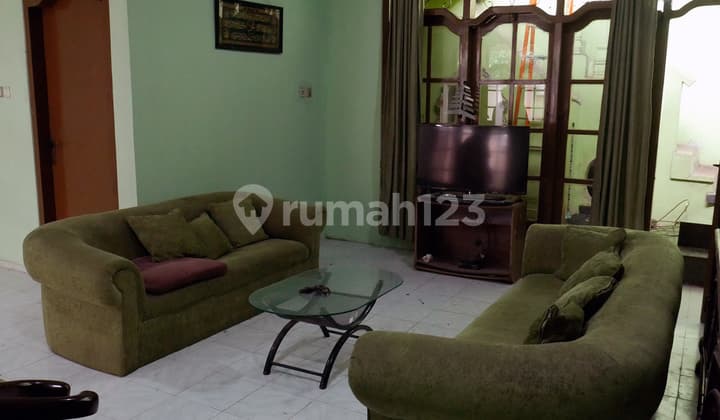 Kos-kosan 10 Pintu Cepat