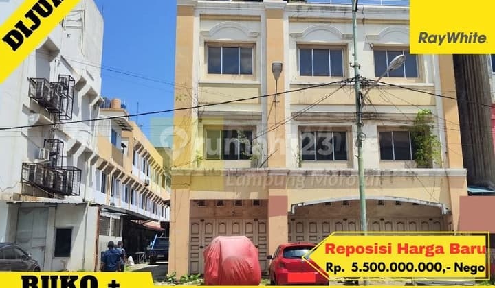 3-door shophouse with 1,371 m2 of land in Teluk Betung, Bandar Lampung