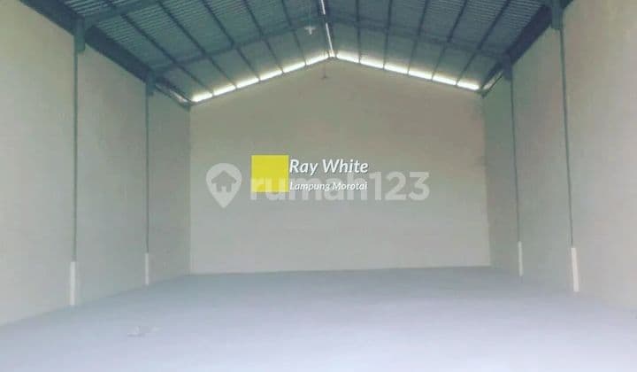 Warehouse for Rent in 24-Hour Security Warehouse Complex
