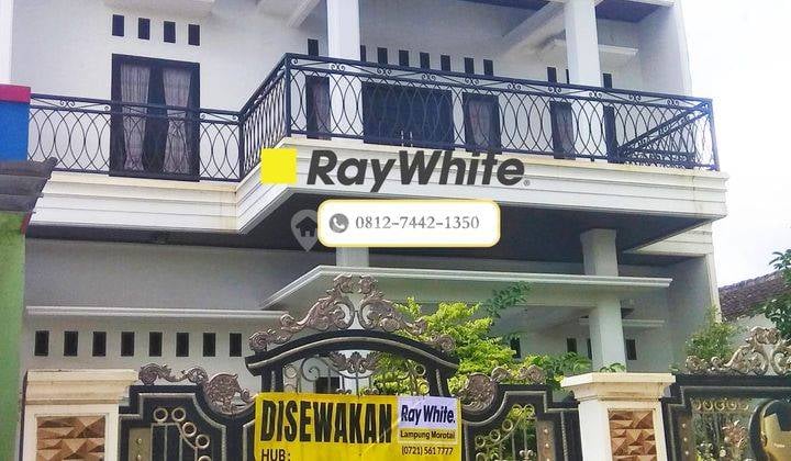 Disewakan Rumah Mewah 7 Kamar Semi Furnished