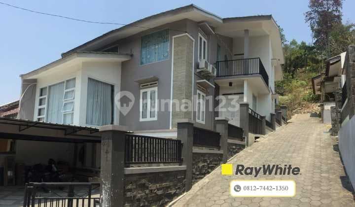 Rumah Sewa Mewah Minimalis Full Furnished Bandar Lampung