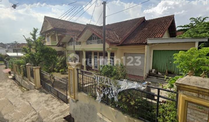 1.5-story house with a spacious yard on Ratudibalau Street, Tanjung Senang, Bandar Lampung (Lampung)