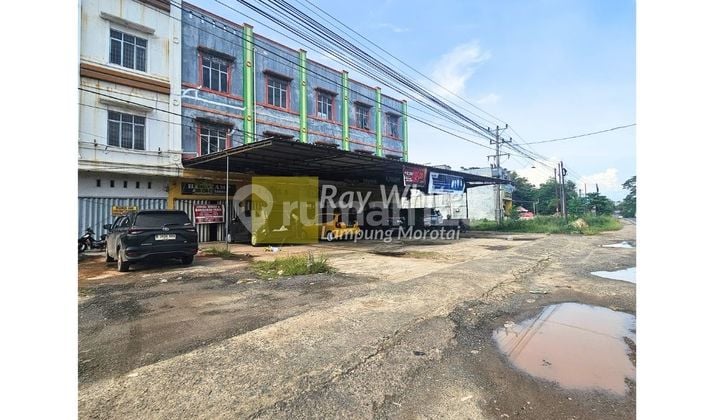 For Sale, 4-Door Shop House, Ready for Business