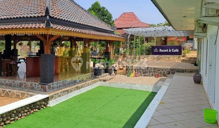 Rumah + Resort Hajimena