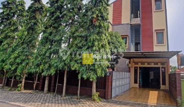 For Sale, Ready-to-Occupy House Near Office Area with Sea View, RZ.