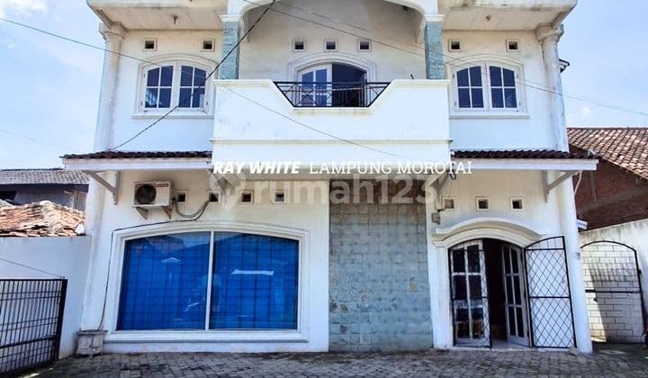 Dijual Rumah Butik Dua Lantai