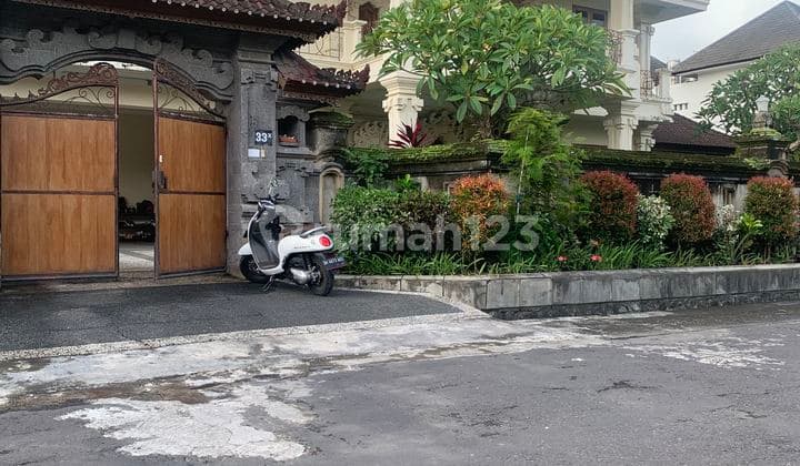 Luxury Big House in an Elite Area on Jl Sekar Tunjung, Sanur