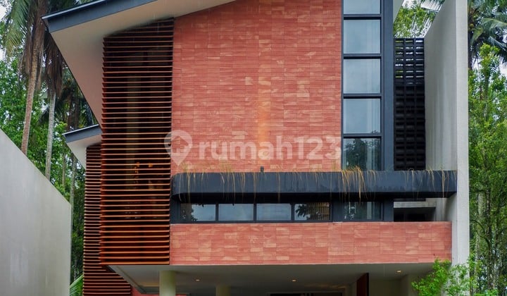 Villa Mewah Ubud Fasilitas Resort With Club House