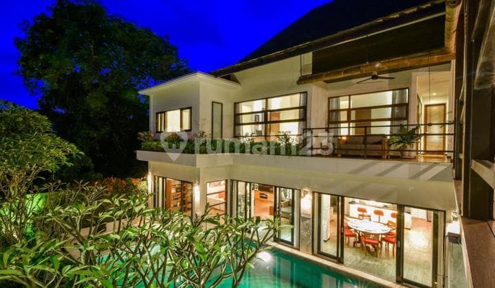 Villa Mewah Sanur Jalan Kaki ke Pantai Mertasari