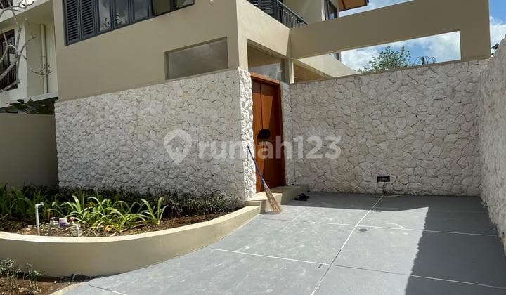 Villa Modern Tropis Jimbaran One Gate System