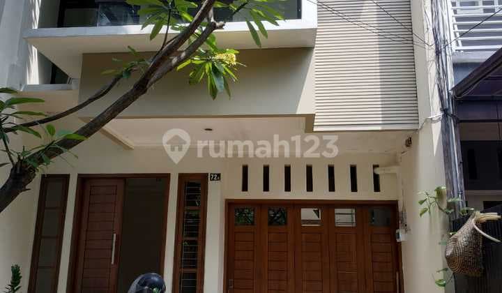 Di Sewakan Rumah 2 Lantai.utk.office Di.jln.dempo.kebayoran Baru Jaksel