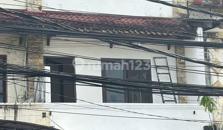 Ruko 3 Lantai di Raya Kuta Kediri Tuban Dekat Bandara