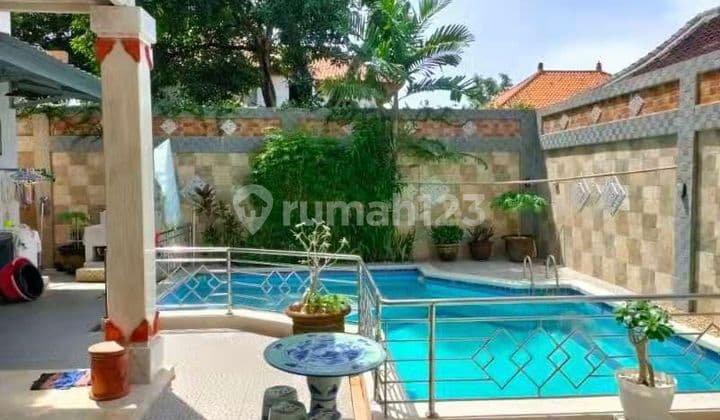 Rumah Terawat One Gate System Didekat Renon