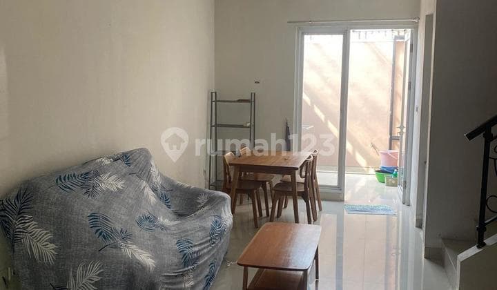 Disewakan Rumah Semi Furnished Gading Serpong