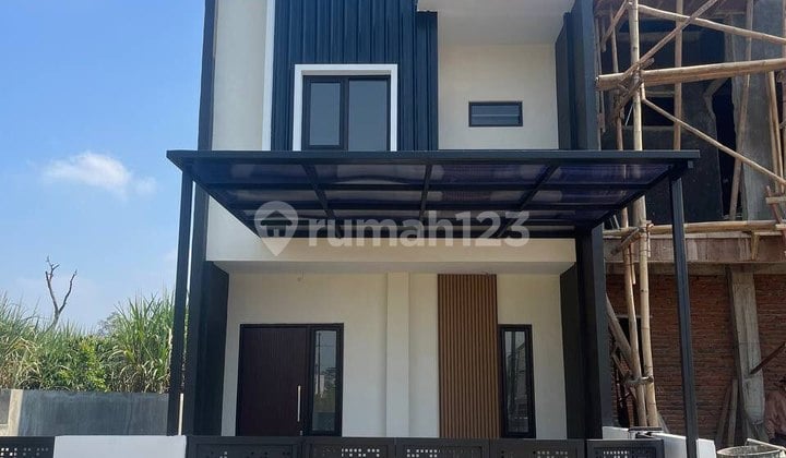 New 2-Storey Minimalist House in Lawang Malang
