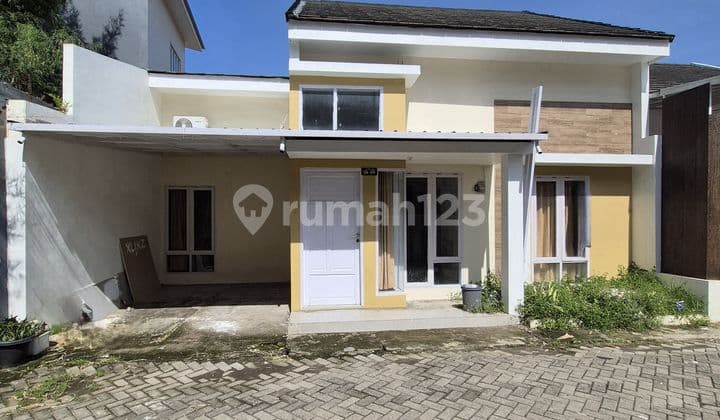 Rumah Siap Huni Nuri Makassar. 3 Kamar. Free Furnished & Ac. 84m2