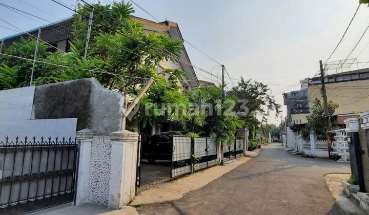 Dijual Rumah Prima Kost Wanita di Kecamatan Pancoran, Kota Jakarta Selatan, Daerah Khusus Jakarta