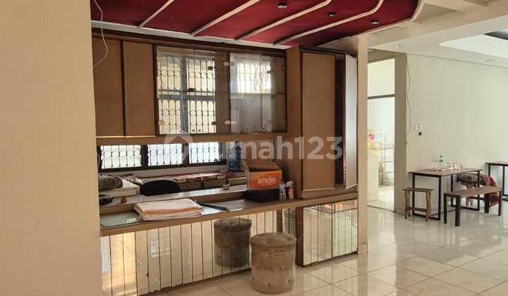 Rumah Besar Setra Sari Harga Menarik