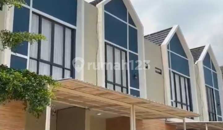 Rumah Scandinavian 2 Lantai Dekat Upj Bxc Stasiun Jr Mangu