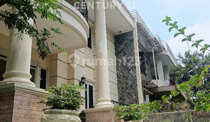 Classic Luxury House in Setra Duta, Bandung City
