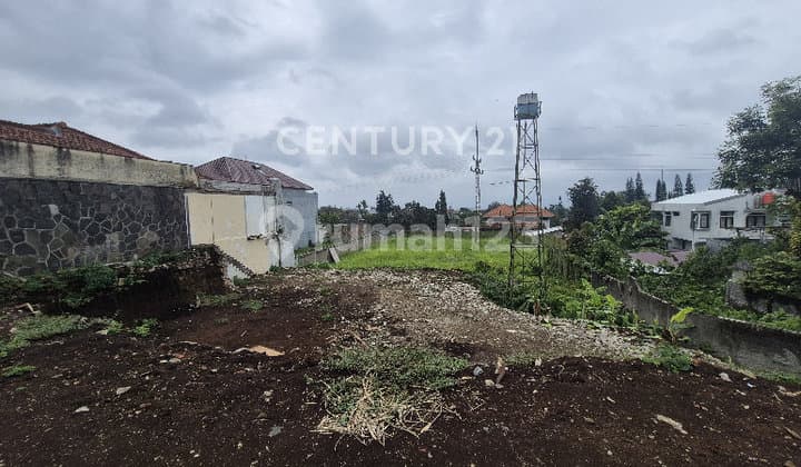 Tanah Bentuk Ngantong di Mainroad Sutami Sayap Sukajadi