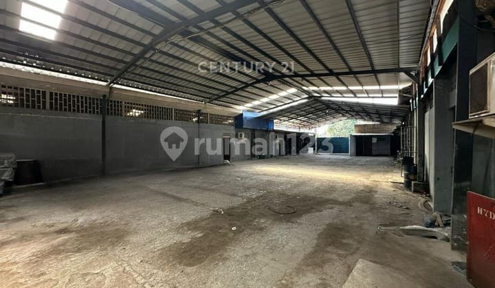 Pabrik di Lokasi Strategis Mainroad Kopo Bandung