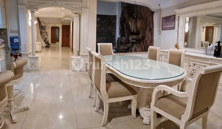 Luxury House for Sale in Kartini, Sawah Besar, Central Jakarta