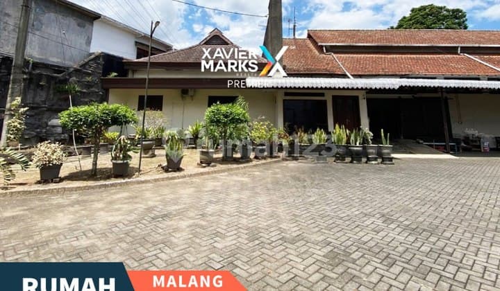 Rumah + Gudang Nol Jalan Singosari Malang Bangunan Terawat