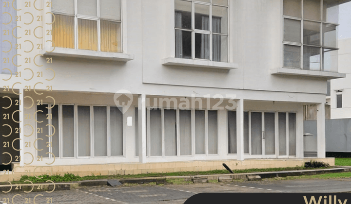Semi-Furnished Attached Shophouse in Citragran Cibubur