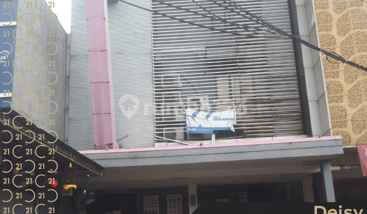 Ready-to-Use Shop House on Jalan Alternatif Cibubur