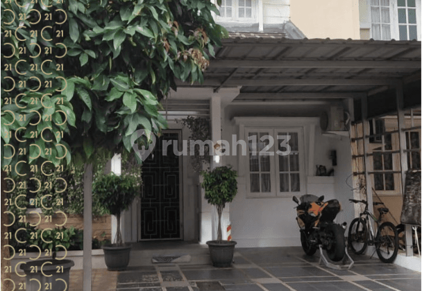 Disewakan Rumah Full Furnish di Kota Wisata Cibubur