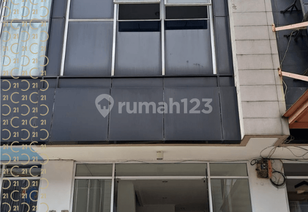 Disewakan Ruko 2 Lantai di Kota Wisata Cibubur