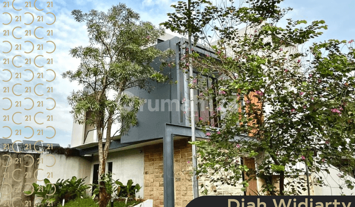 Disewakan Rumah 3 Lantai dengan Rooftop di Citragrand Cibubur Cbd