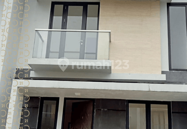 Disewakan Rumah 2 Lantai Di CitraGrand Cibubur CBD