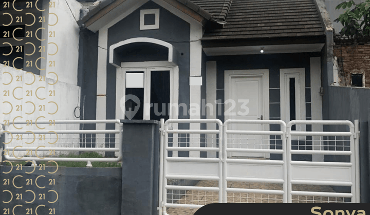 HOUSE ON GUNUNG PUTRI BOGOR GOLF HILL