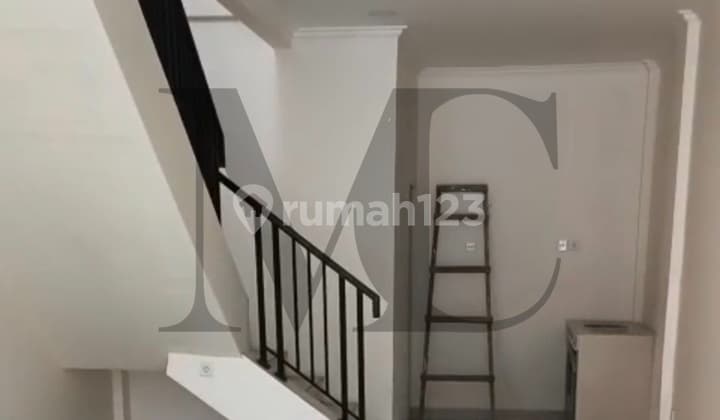 Ruko 2 Lantai Tengah Kota Siap Huni di Grand City Balikpapan