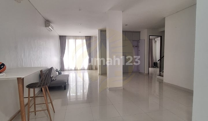 TURUN HARGA !! Rumah Mewah 5 Kamar Tidur SIAP PAKAI Di Balikpapan Baru